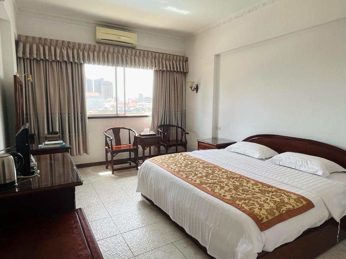 Chung Hsin Hotel 中信酒店 Phnom Penh Eksteriør billede